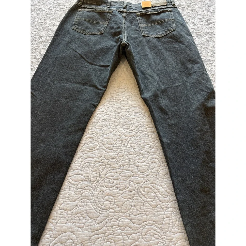 Wrangler Authentics Men's 38x32 Jeans NWT ZM100ST